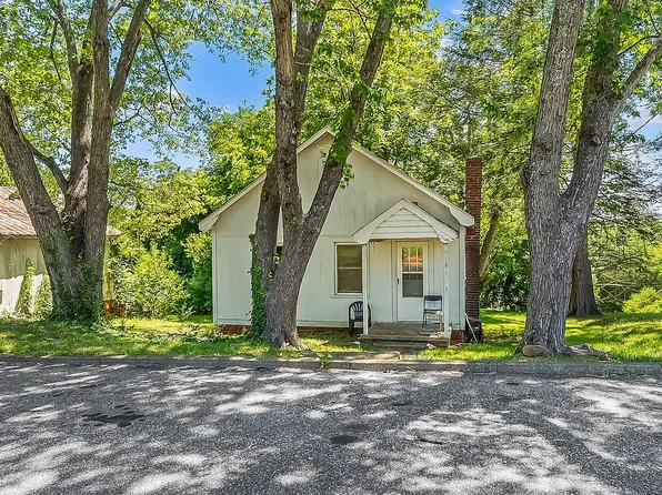 113 Kirk St, Morganton, NC 28655