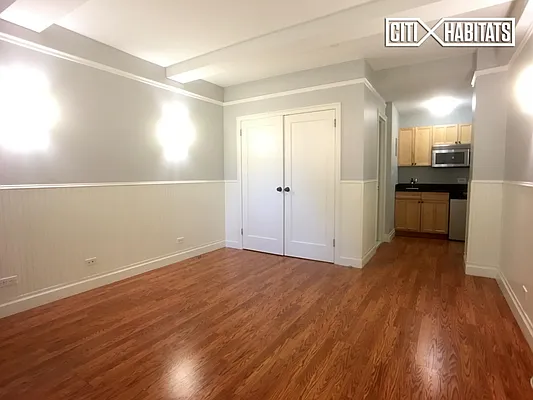 Rented by Citi Habitats | media 31