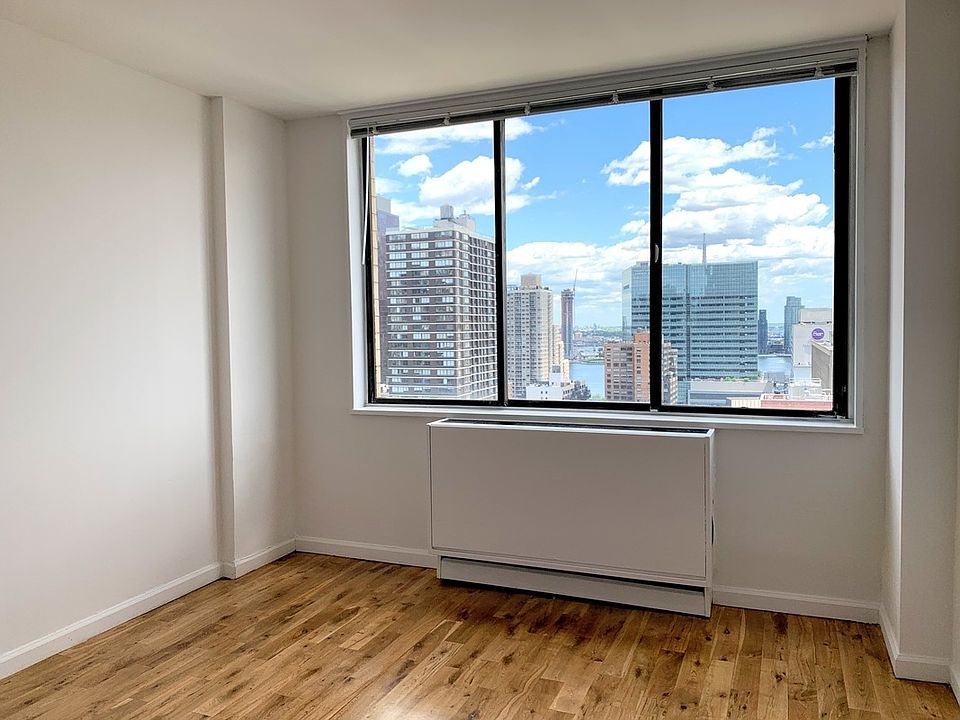 1st image of 200 E 33rd St APT 26B