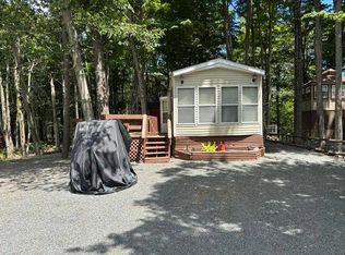 E 162b Equestrian Trl, Gouldsboro, PA 18424