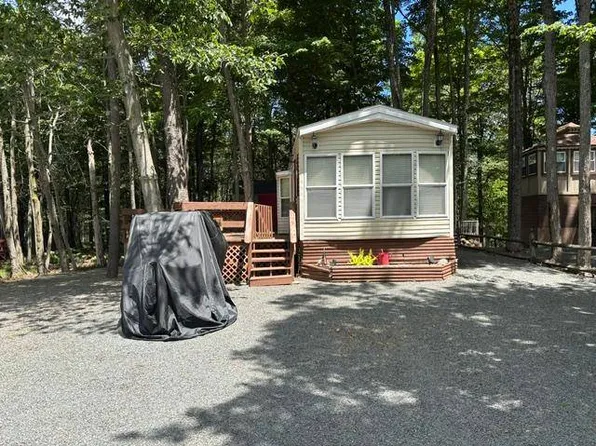 E 162b Equestrian Trl, Gouldsboro, PA 18424