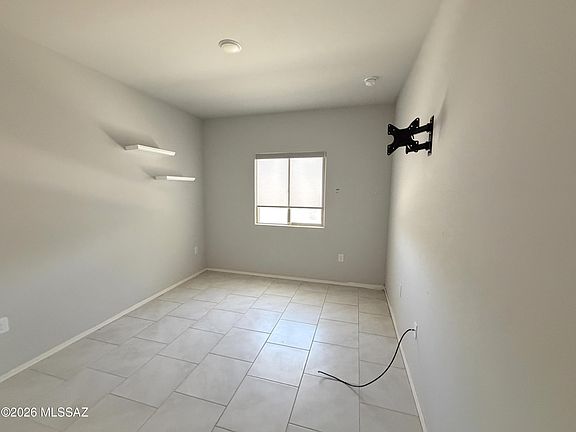 5th image of 7112 S Victor Dr