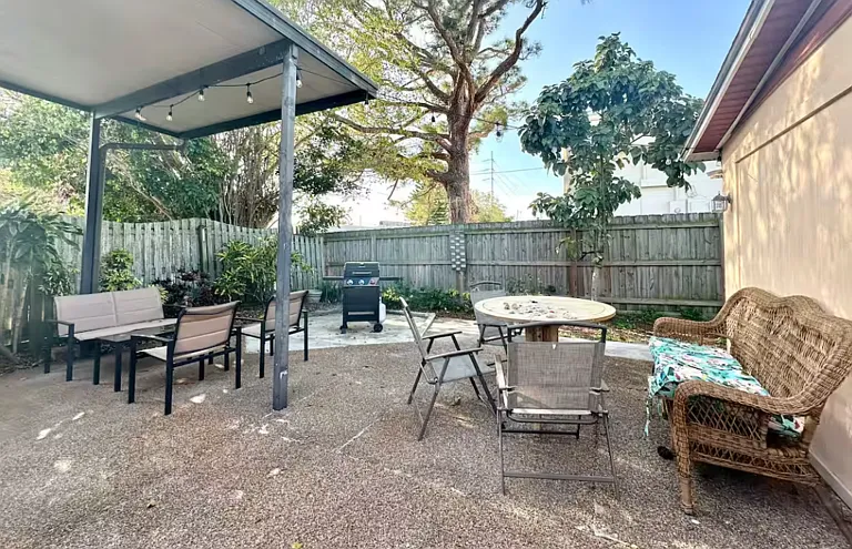 10548 Lake Dr — Photo 26