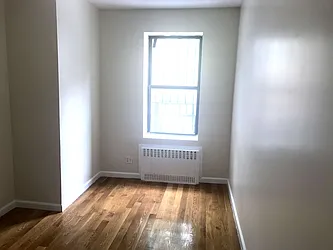 Rented by Lucky Apt Inc