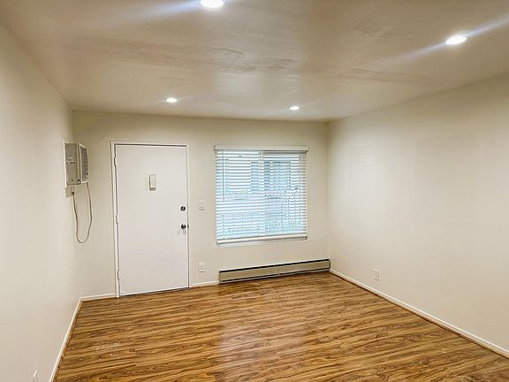3rd image of 10234 Silverton Ave APT 7