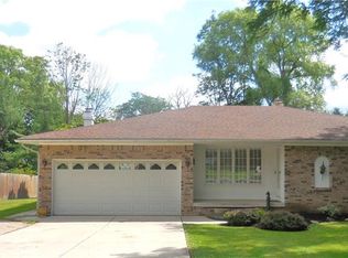 101 Fairway Dr, Elma, NY 14059