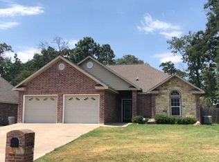 416 Bobwhite Dr, Lufkin, TX 75904