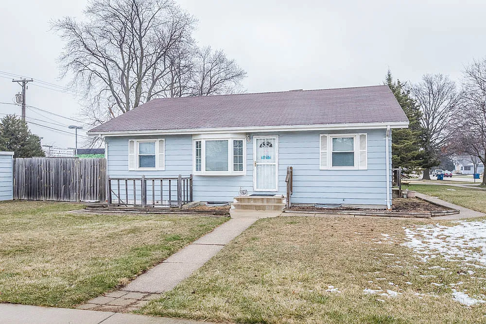 400 Morse Dr photo 1