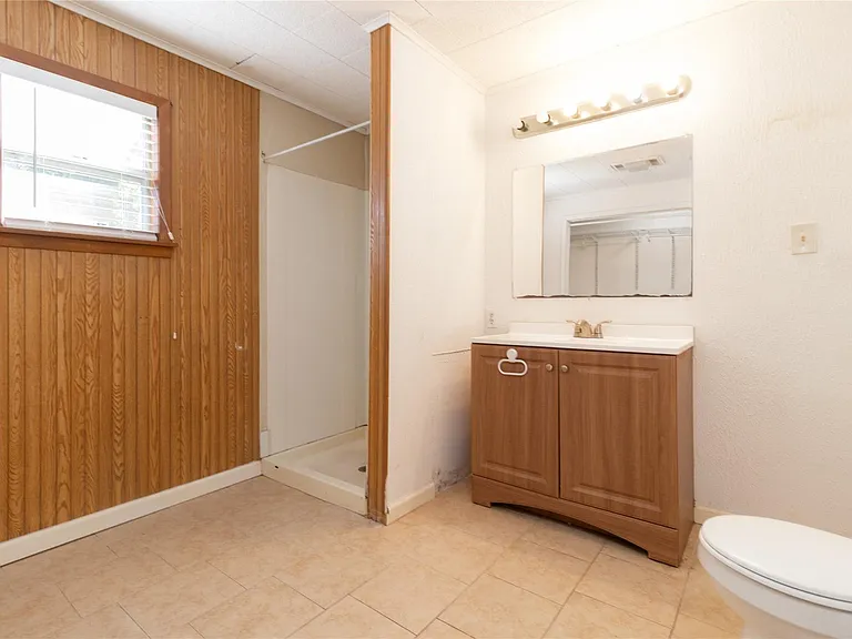 4425 Harding Dr — Photo 18