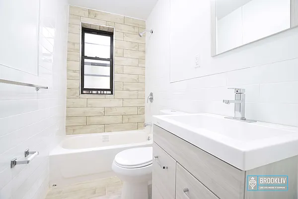 Rented by null | media 11