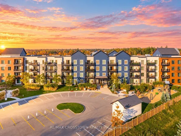 54 Koda St #105, Barrie, ON L9J 0J6