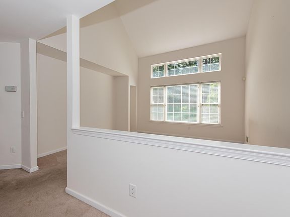 5th image of 3403 Equestrian Way