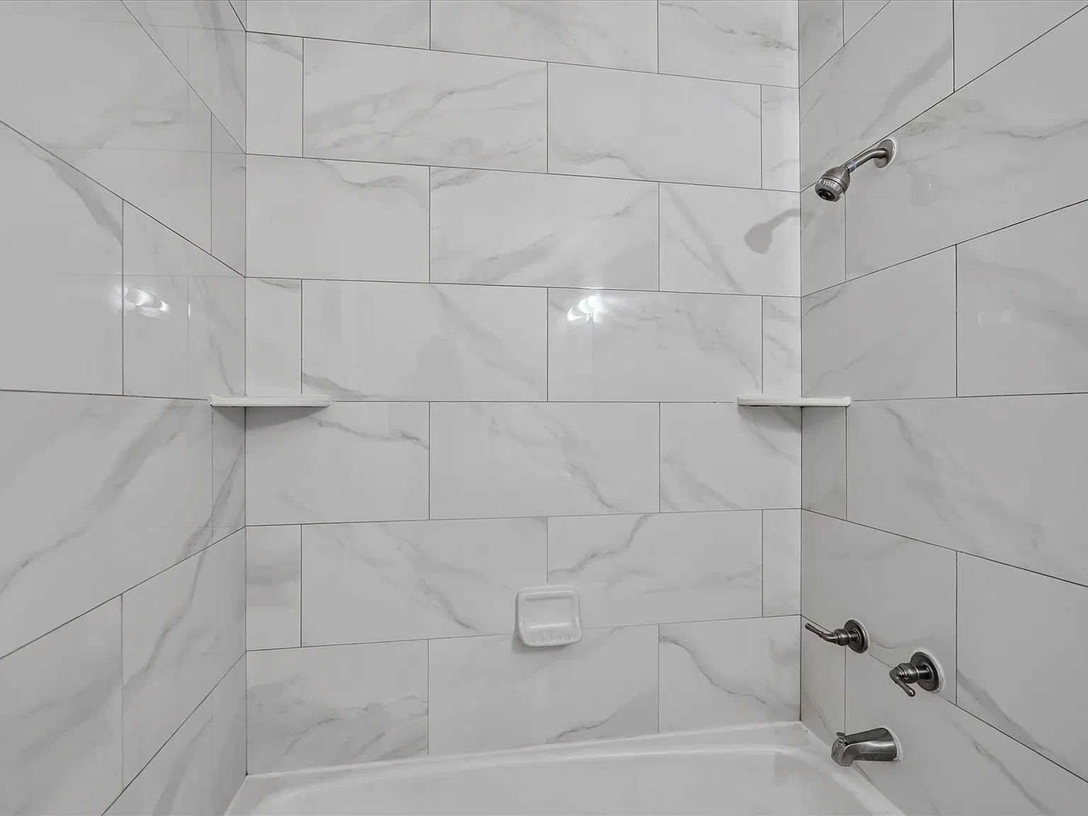 1805 Randolph Dr — Photo 1