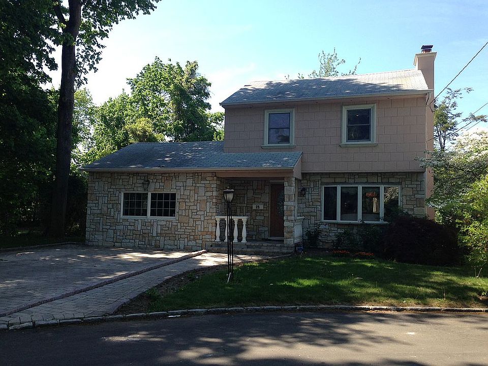 1st image of 25 Willow Ln