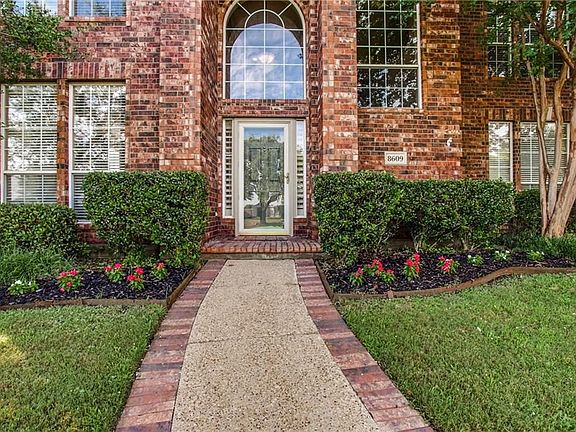 3rd image of 8609 Fisher Dr