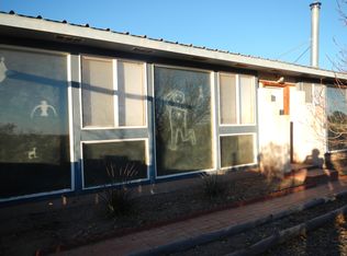 498 E Frontage Rd, Polvadera, NM 87828