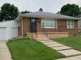 314 W Mill St, Kewanee, IL 61443