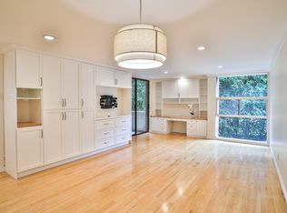 11750 W Sunset Blvd APT 201, Los Angeles, CA 90049