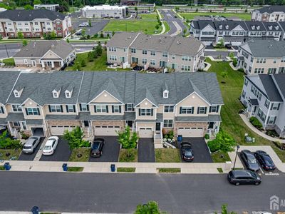 22 Larkspur Ln, Monroe Township, NJ, 08831