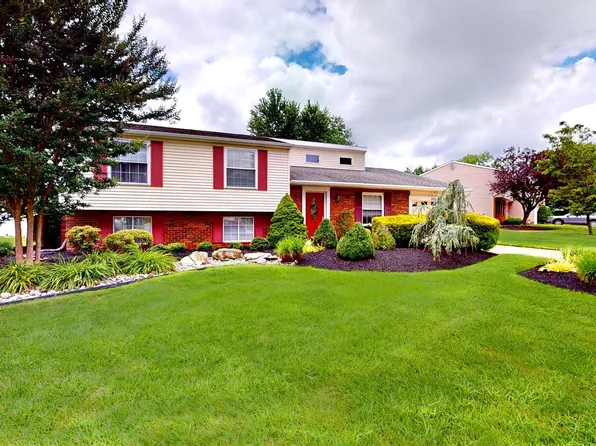 205 Woodbine Dr, Marlton, NJ 08053