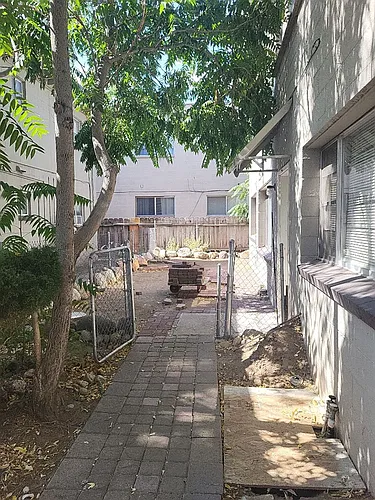 913 Willow St - 2BR/1BA apartment with yard, near Midtown - Hidden Gem! Available May 18th. Photo 1