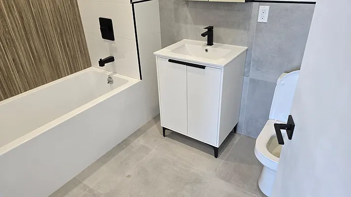 Rented by Highline Residential | media 12