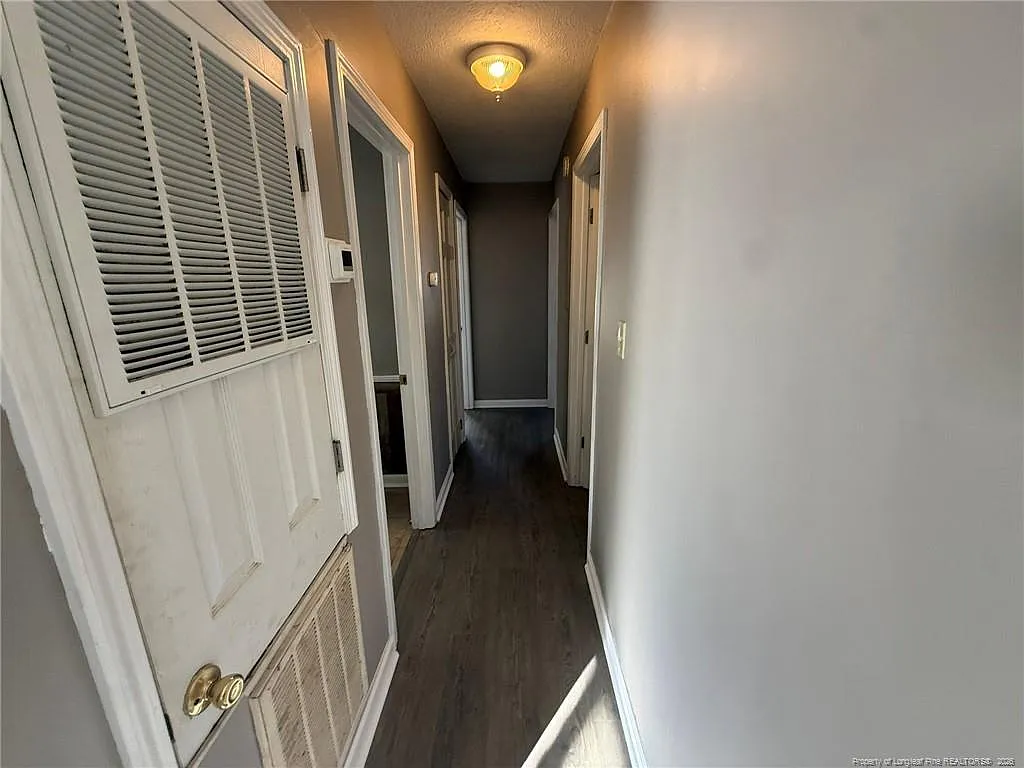 2223 Carbine Street - AH — Photo 4