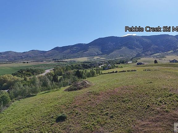 2nd image of 1398 Mogul Ln
