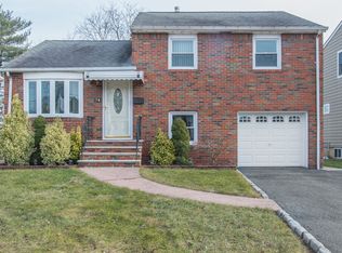 74 Rutan Rd, Belleville, NJ 07109