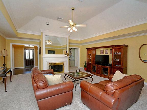 4th image of 23219 Lodgepoint Dr