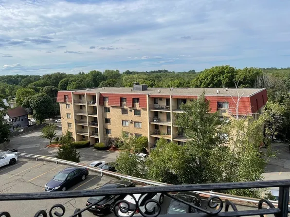 159 Franklin St APT D3, Stoneham, MA 02180
