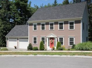 6 Timber Ln, Amesbury, MA 01913