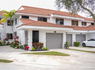 977 NW 93rd Ave, Plantation, FL 33324