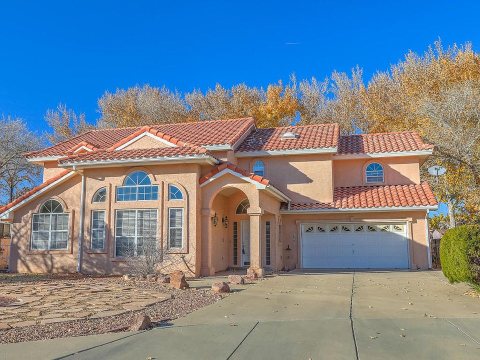 1st image of 10537 Calle Alba NW