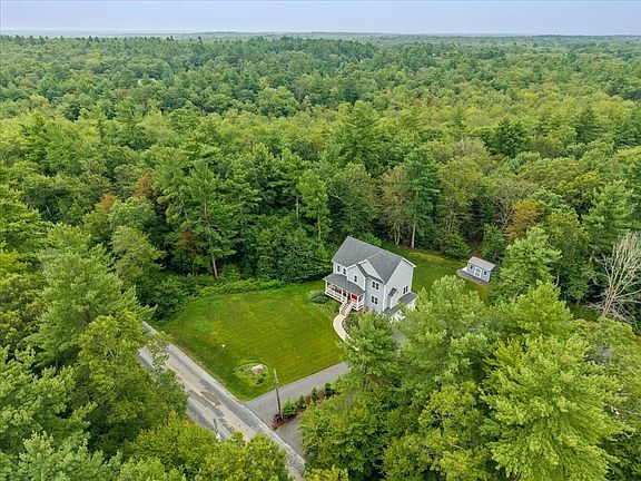 3rd image of 2209 Maple Swamp Rd
