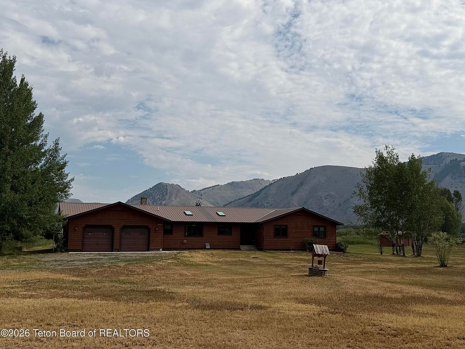 1st image of 2425 Grand Teton Cir
