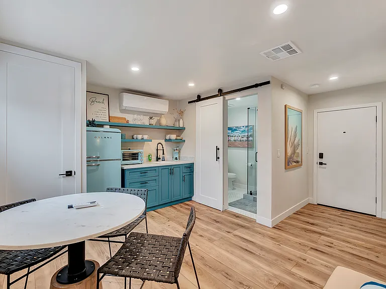 223 Avenida Del Mar #1-6 — Photo 30