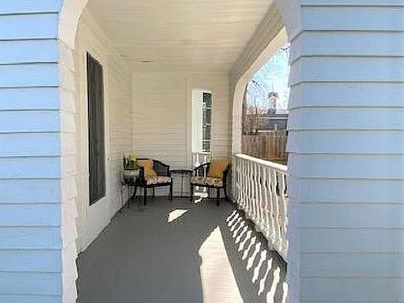 2nd image of 1824 Rebecca St