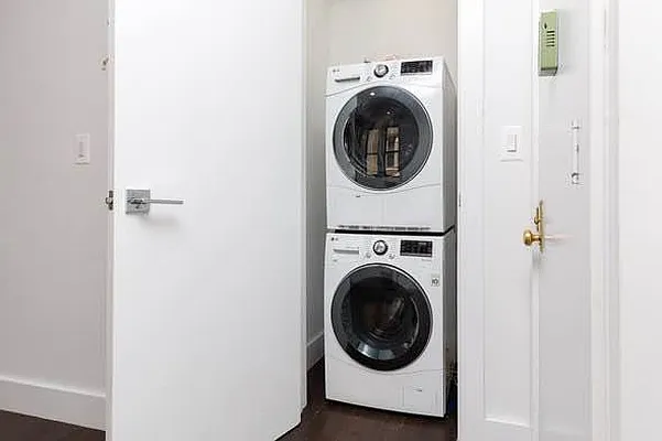 Rented by Brookhaus Capital Inc | media 12