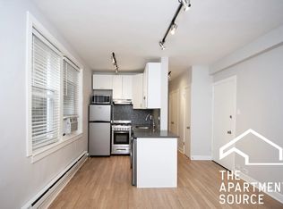 511 W Belmont Ave APT 23, Chicago, IL 60657