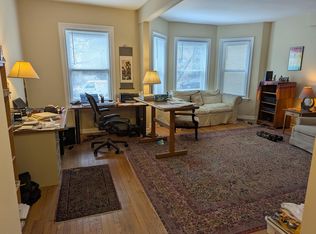 923 Washington St #1, Evanston, IL 60202