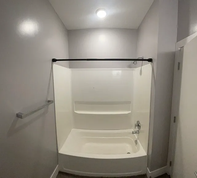 1131 Oak St #303 — Photo 5