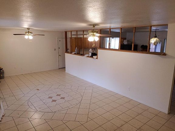 2nd image of 5826 W Rosewood Ln