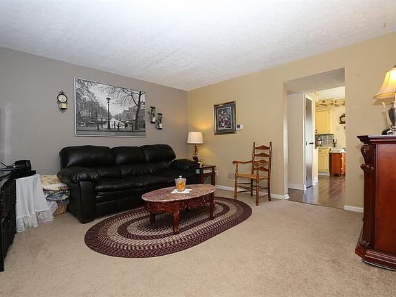2nd image of 7527 Queen Ann Ct #64
