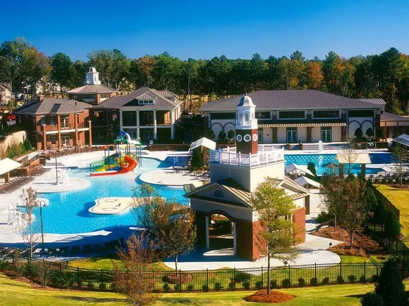 2020 Remington Oaks Cir, Cary, NC 27519