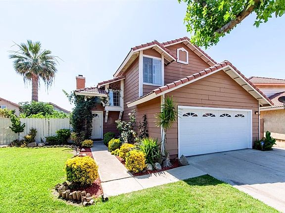 3rd image of 24371 Hilda Ct