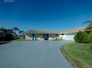 1743 SE Hondo Ave, Port Saint Lucie, FL 34952