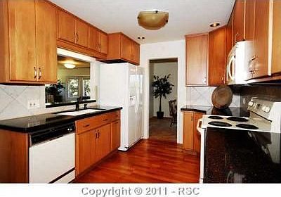3rd image of 7604 Grashio Dr