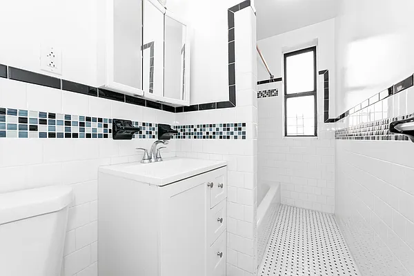 Rented by MNS | media 5