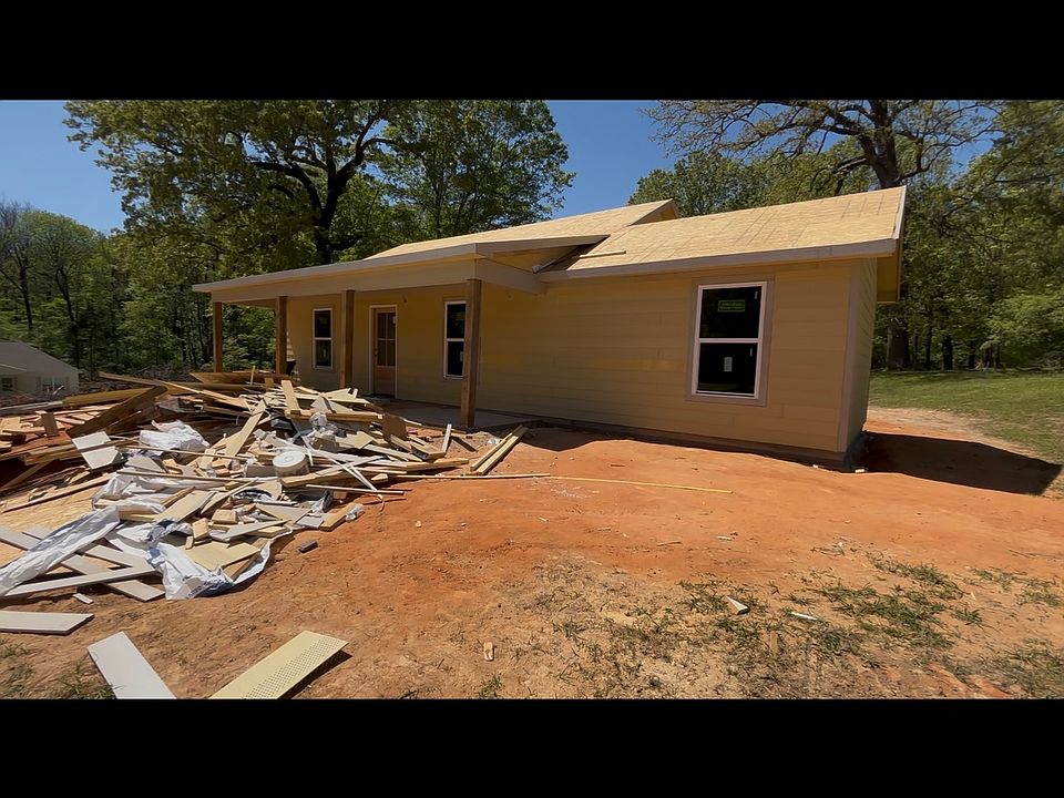 1st image of 812 County Road 102 #A